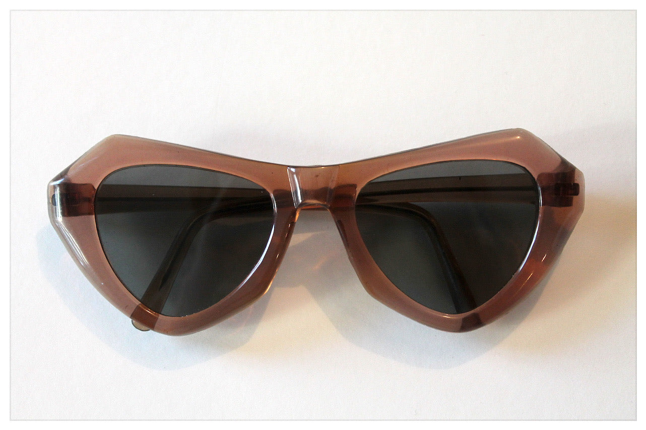 Vintage 60s Angular Cat Eye Sunglasses